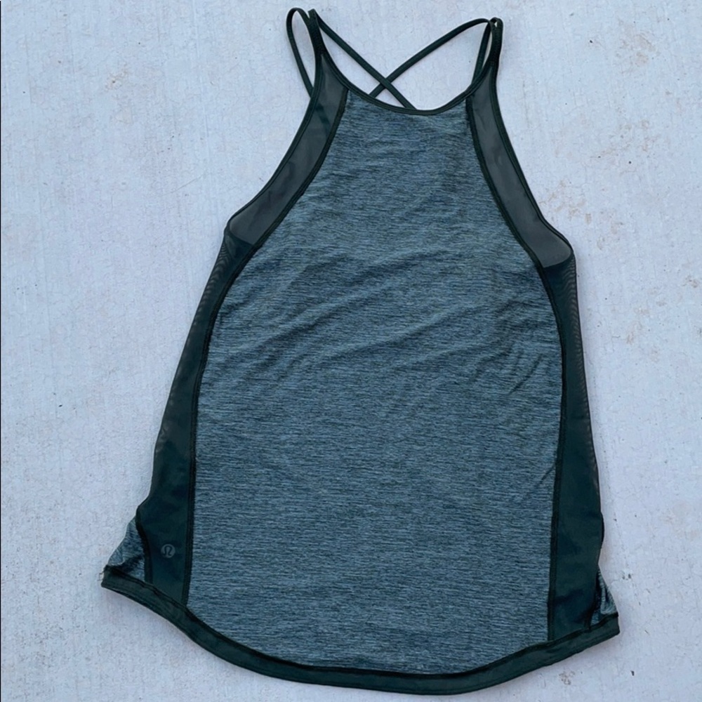 Lululemon tank top size 6